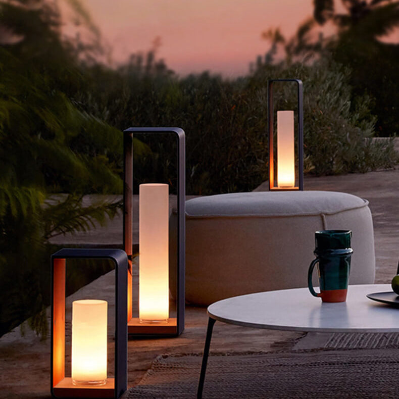 Luz moderna para senderos y jardines exteriores