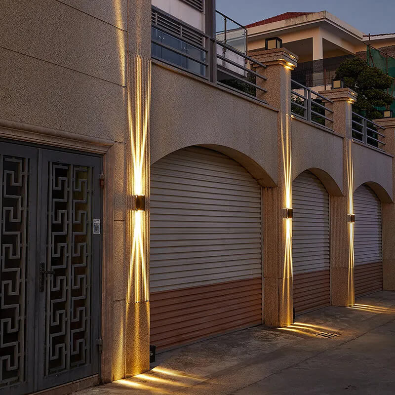 Luz de pared LED impermeable para exteriores, moderna, para patio y jardín.