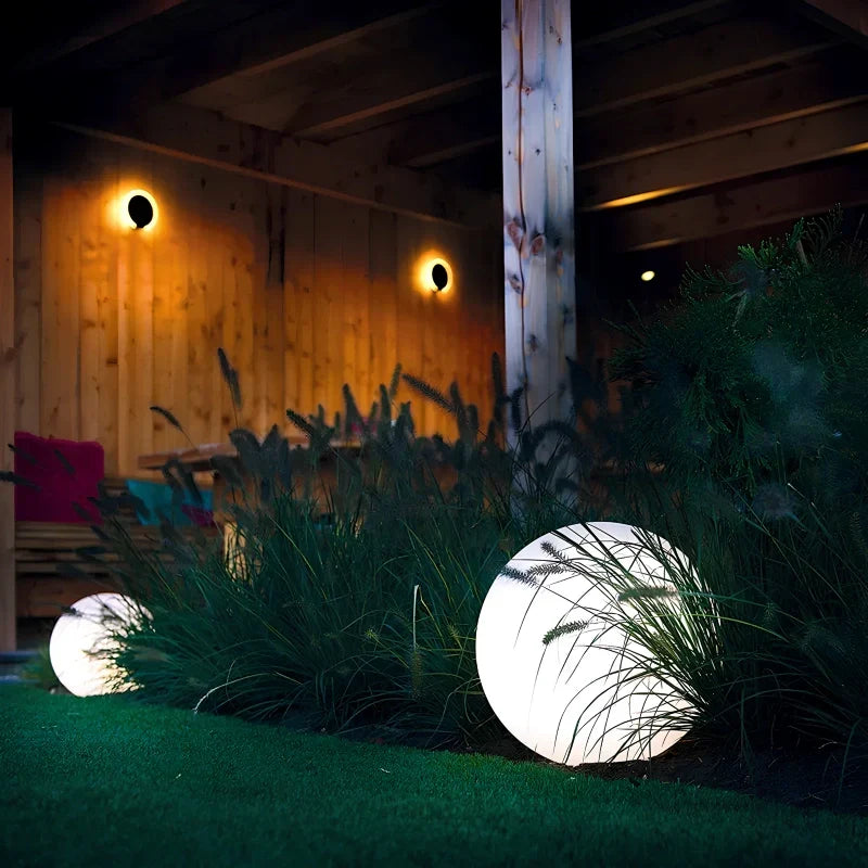 Luz de jardín esférica LED con cambio de color