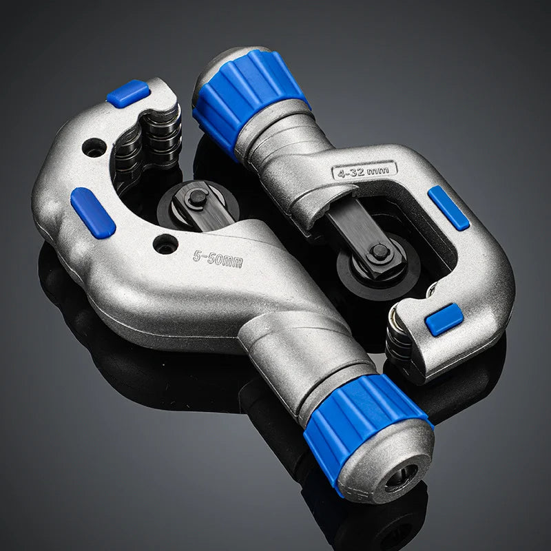NOMOVA Heavy-Duty Pipe Cutter