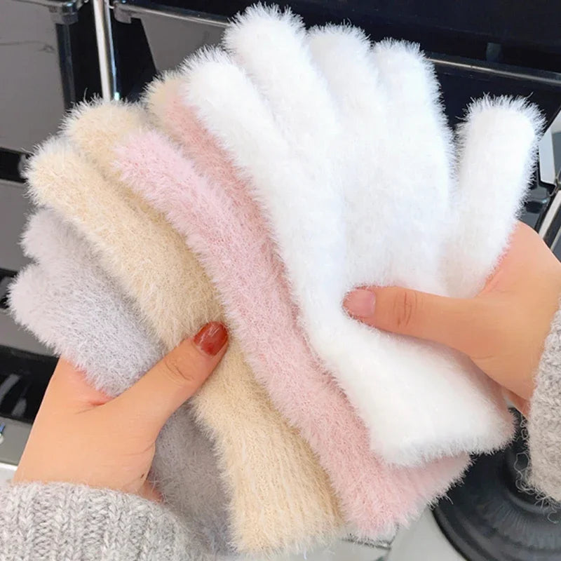 Soft Plush Winter Gloves for Women - product detail 2