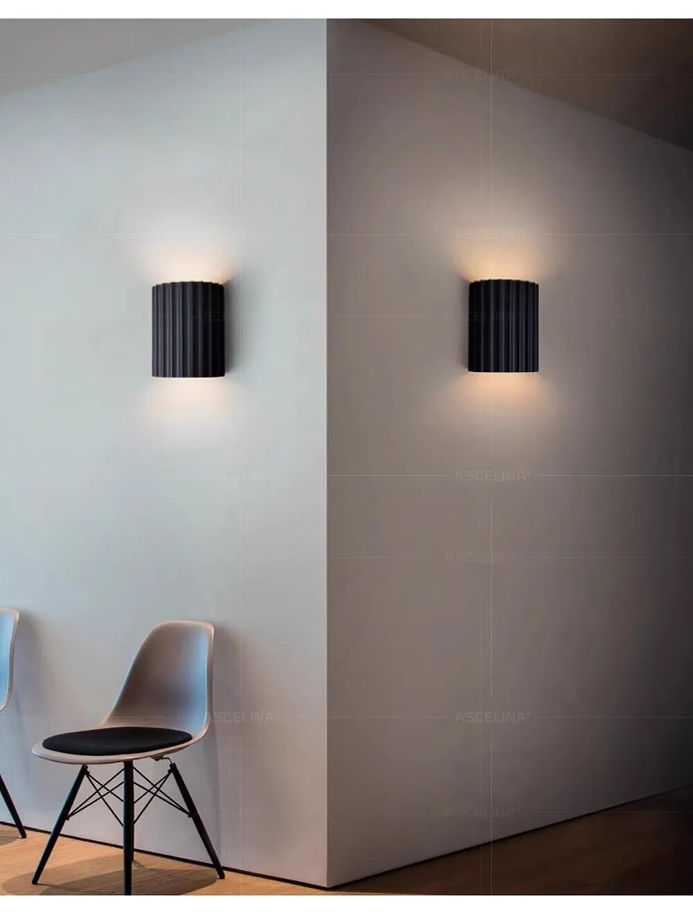 Lámpara de Pared Interior Moderna con Diseño Acanalado y Luz Direccional Arriba y Abajo