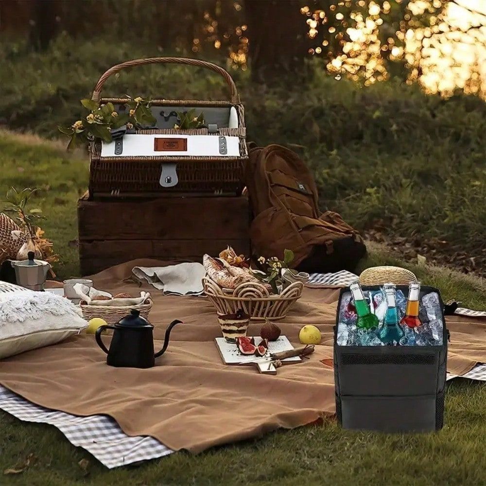 Free Hanging Waterproof Car Trashcan Bin - product image 4