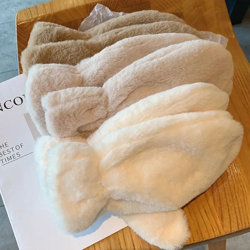 Fluffy Plush Mittens Winter Warm Gloves - product detail 2