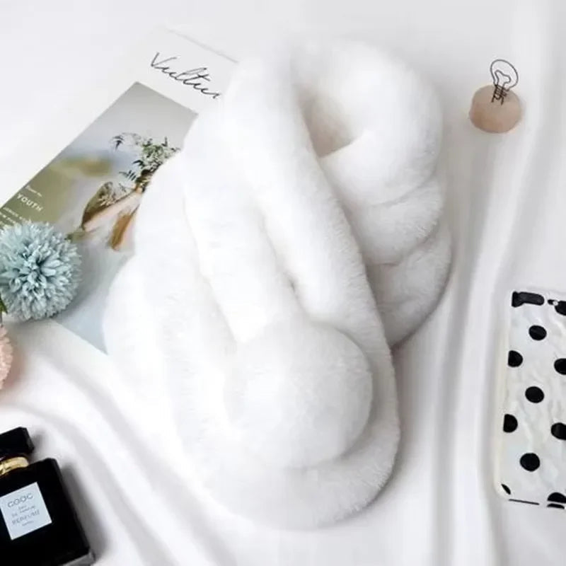 Plush Faux Fur Winter Scarf - product detail 7