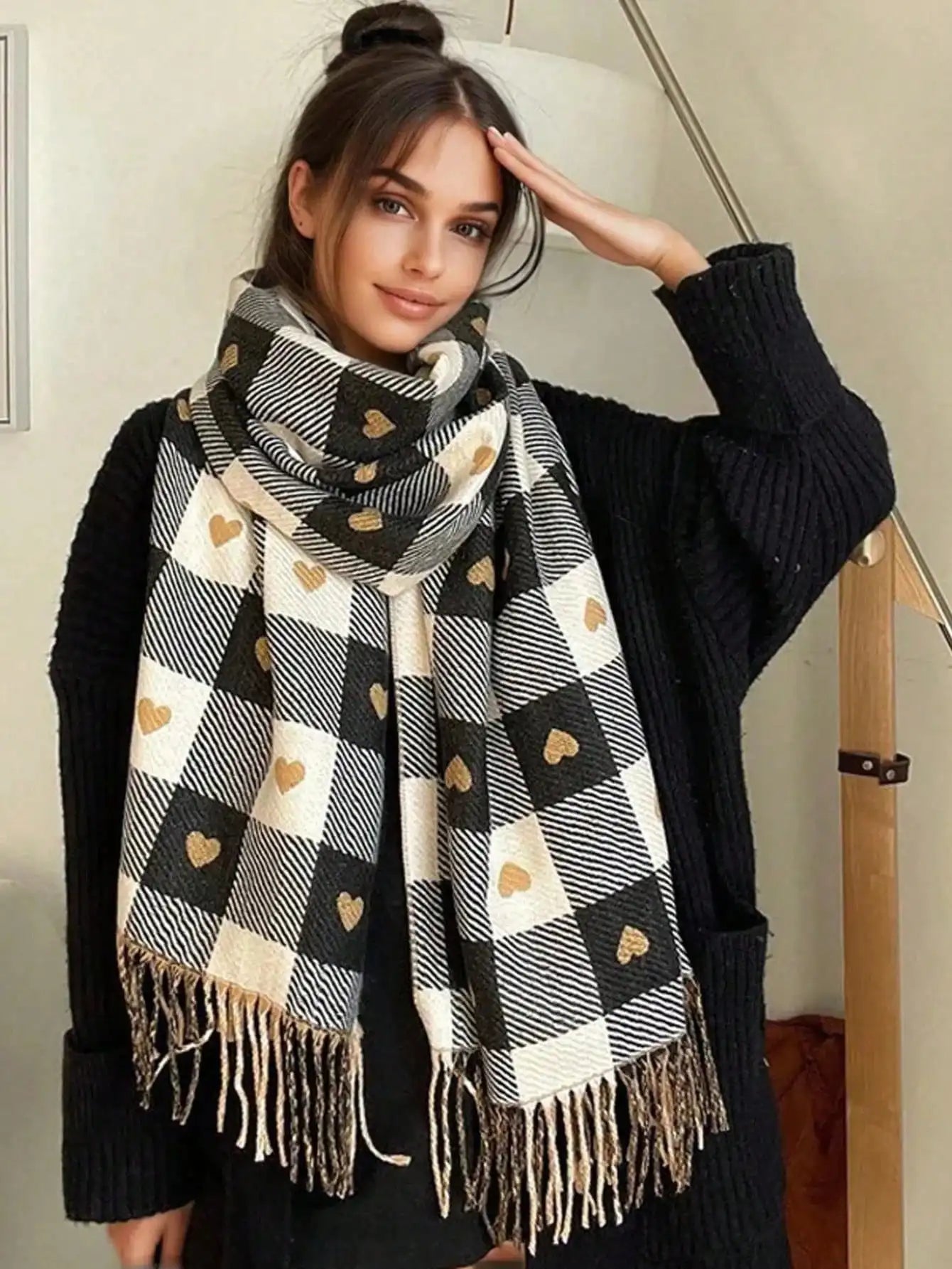 Cozy Checkered Winter Scarf Shawl - product detail 3
