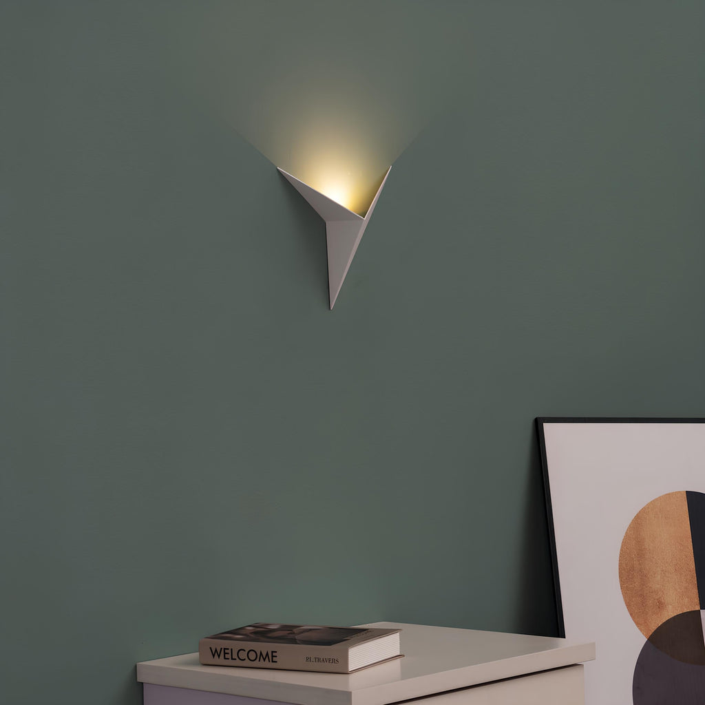 Lámparas de pared de lujo con diseño triangular elegante