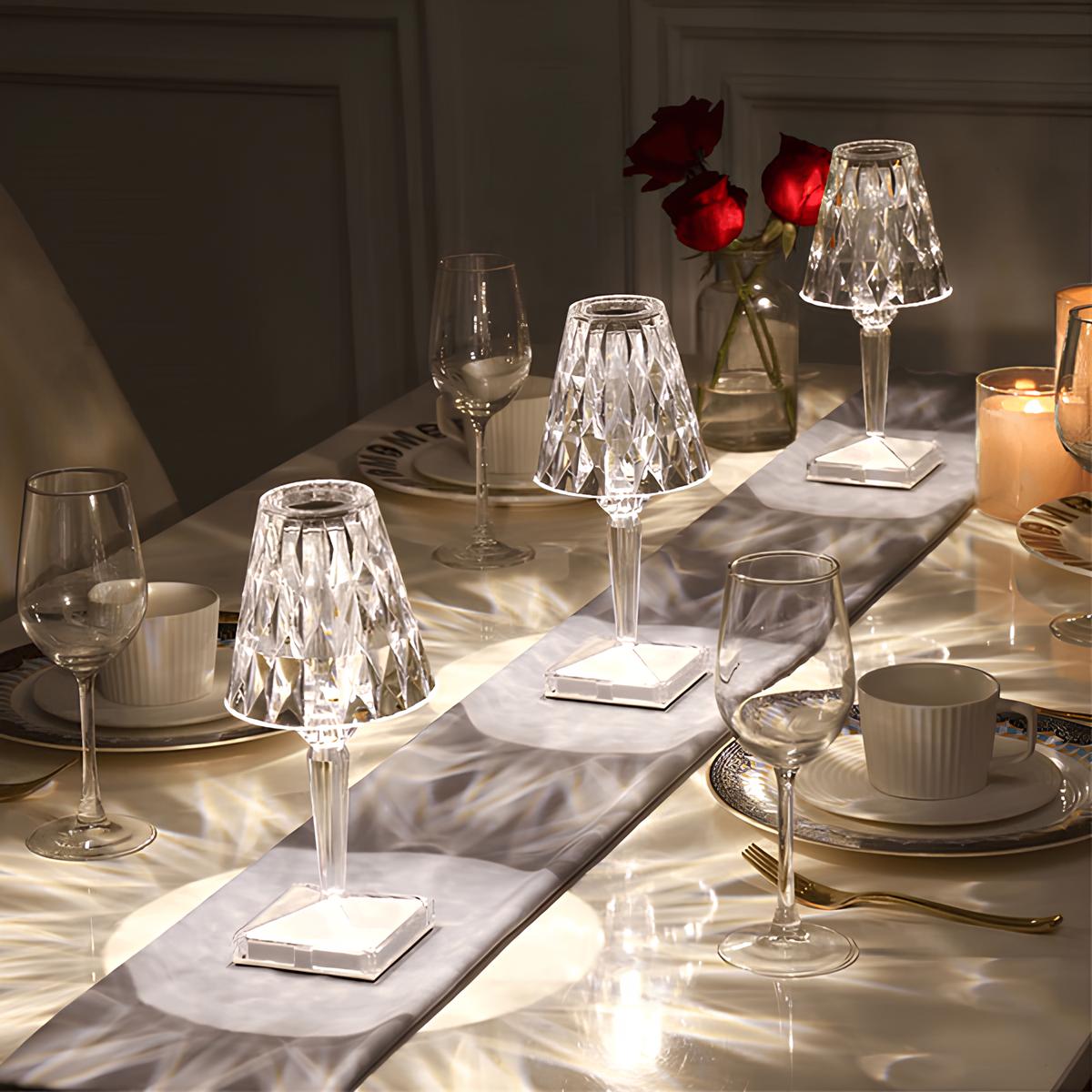 Lámpara elegante con acento de cristal, regulable y recargable para iluminación del hogar