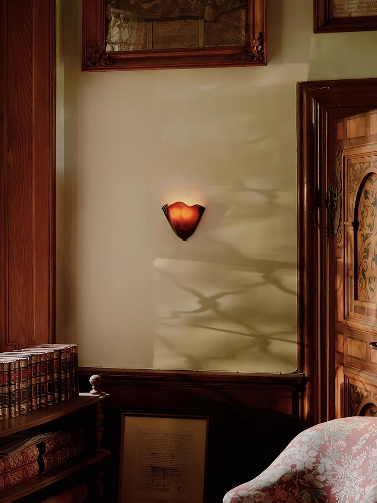 Lámparas de pared artísticas para interiores modernos y clásicos