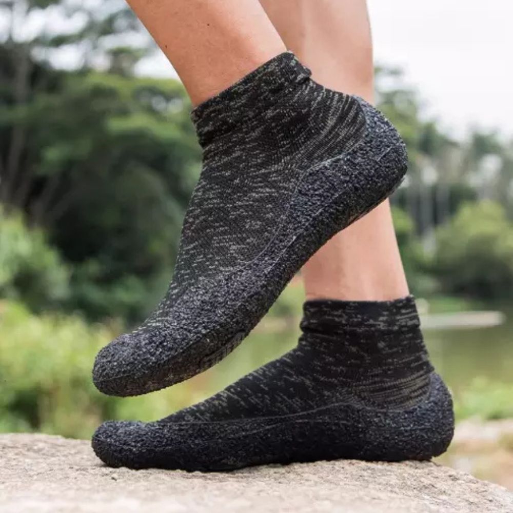 Unisex Aqua Socks Shoes Lightweight Running Swimming Sneakers - product image 1