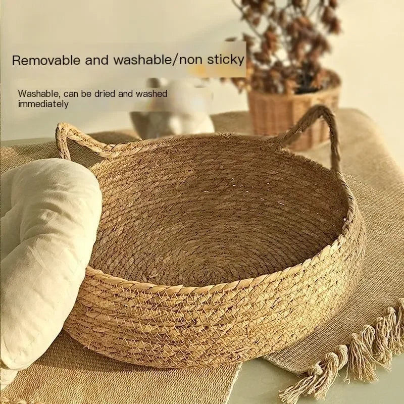 Handmade Woven Cat Bed with Seasonal Pad - product detail 2