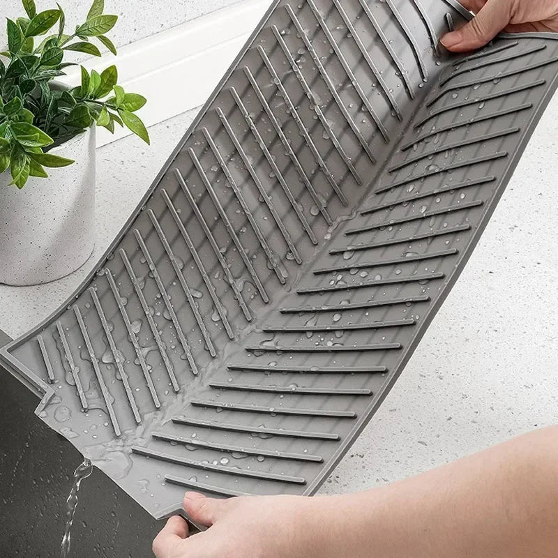 Silicone Dish Drying Mat with Drain Design - product detail 4