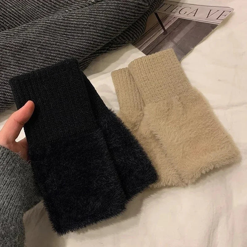 Plush Cozy Fingerless Gloves for Women - product detail 4