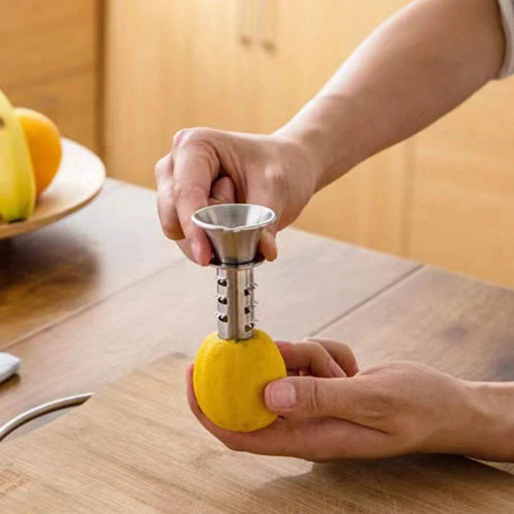 Stainless Steel Manual Lemon Juicer - product detail 3