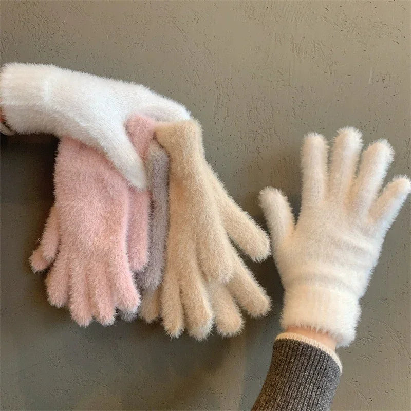 Soft Plush Winter Gloves for Women - product detail 4