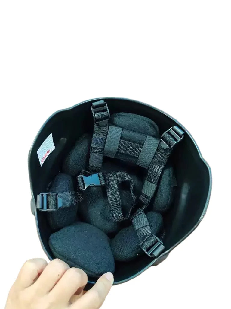 Outdoor Game Tactical Helmet - product detail 4