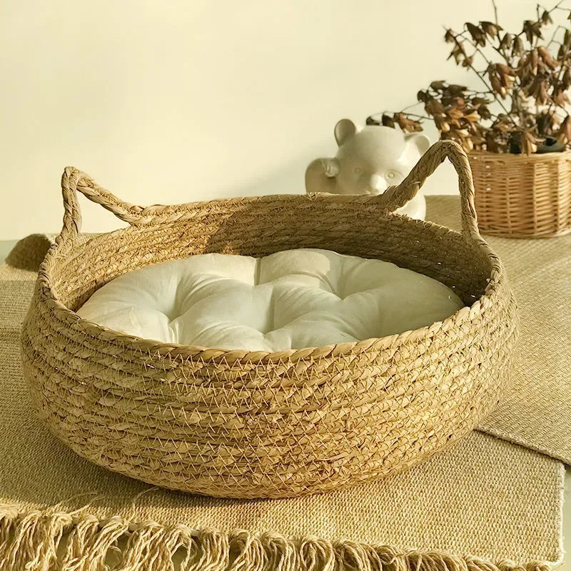 Handmade Woven Cat Bed with Seasonal Pad - product detail 3