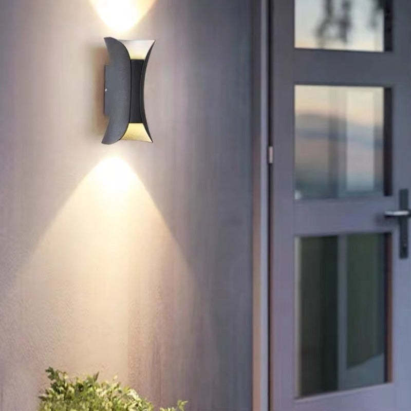 Lámpara de pared LED para exteriores, diseño contemporáneo para uso exterior