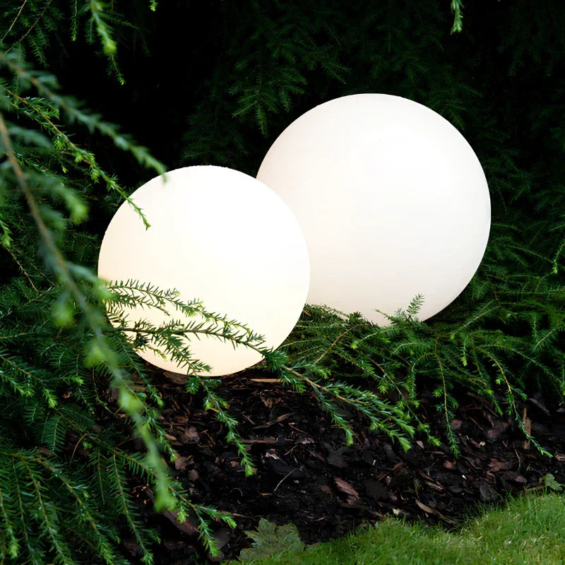 Luz de jardín esférica LED con cambio de color