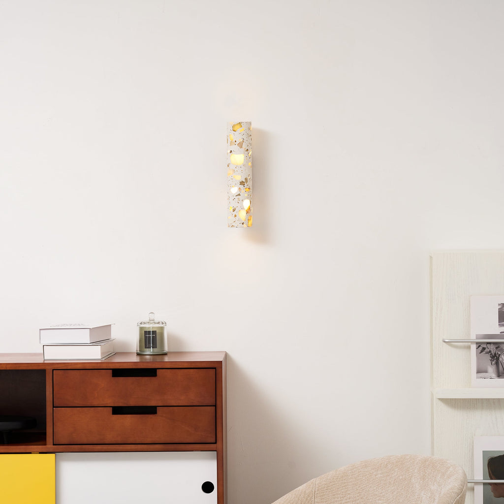 Lámparas de pared minimalistas con detalles artísticos