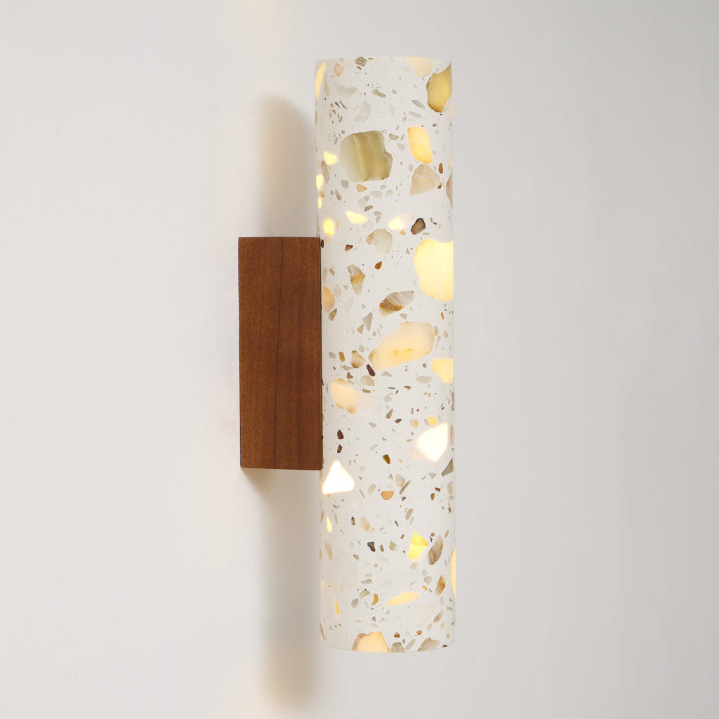 Lámparas de pared minimalistas con detalles artísticos