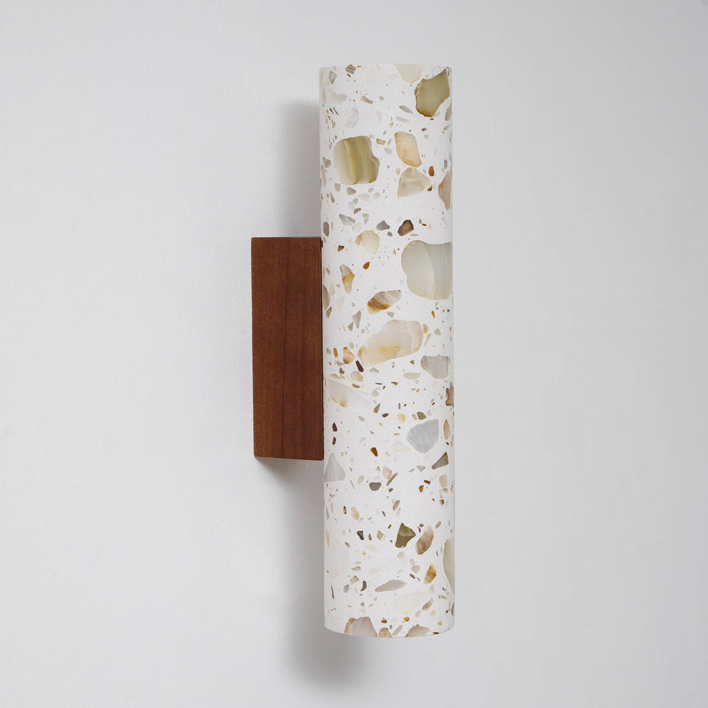 Lámparas de pared minimalistas con detalles artísticos