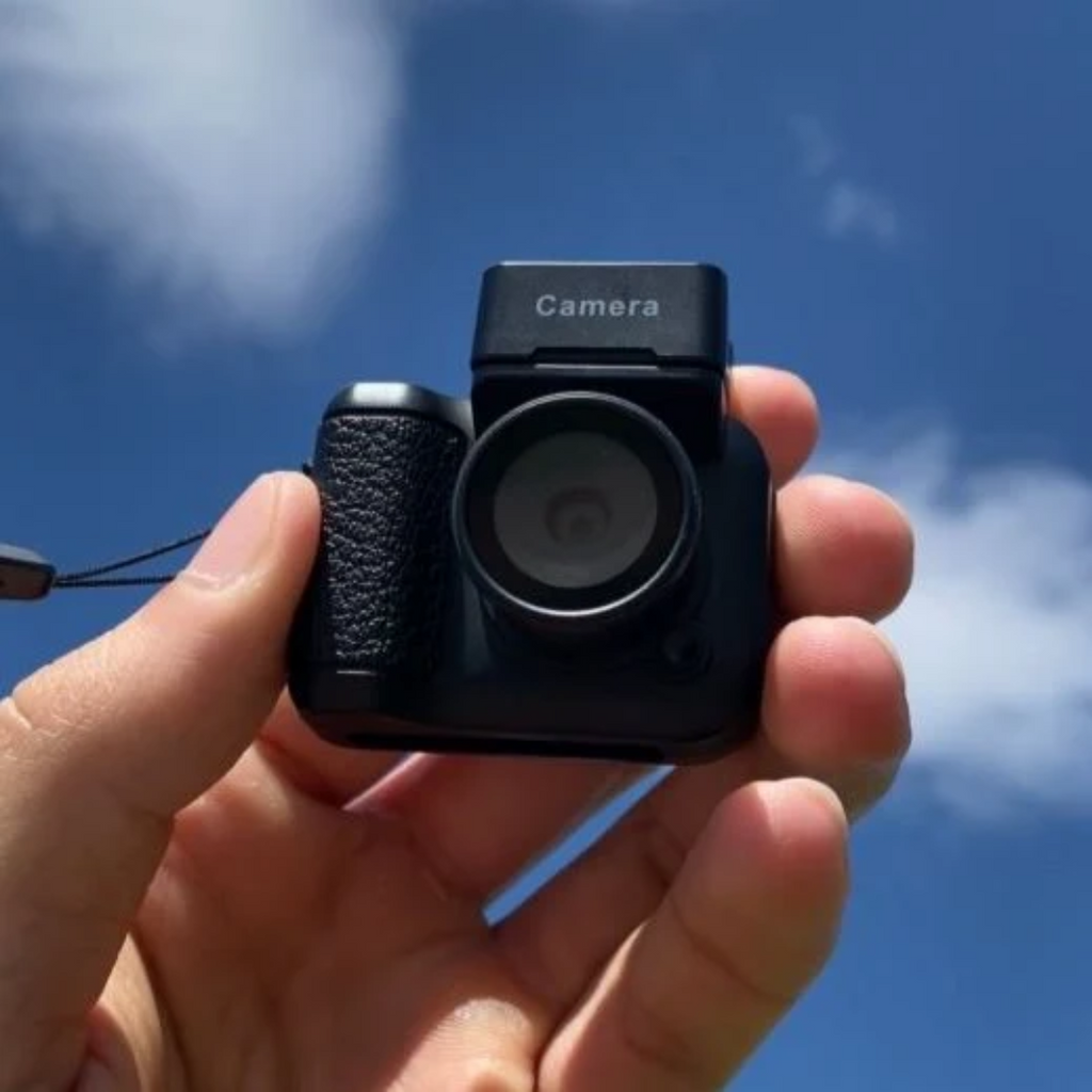 NOMOVA Vintage Mini Camera