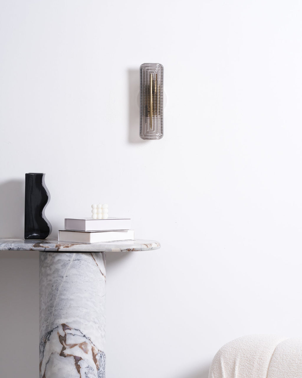 Lámparas de pared geométricas para interiores modernos