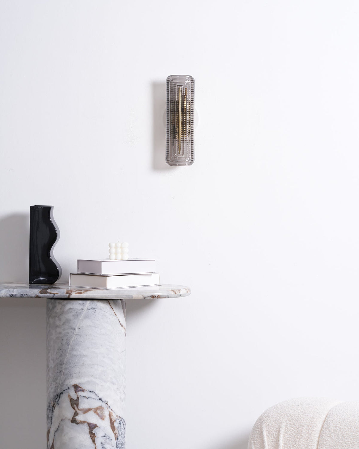 Lámparas de pared geométricas para interiores modernos