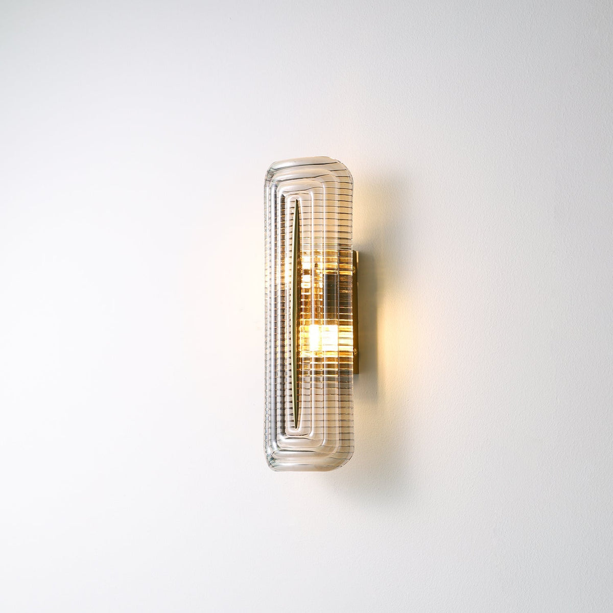 Lámparas de pared geométricas para interiores modernos