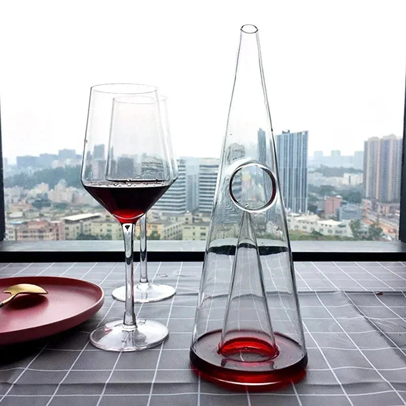 Double Pyramid Waterfall Decanter - product detail 3