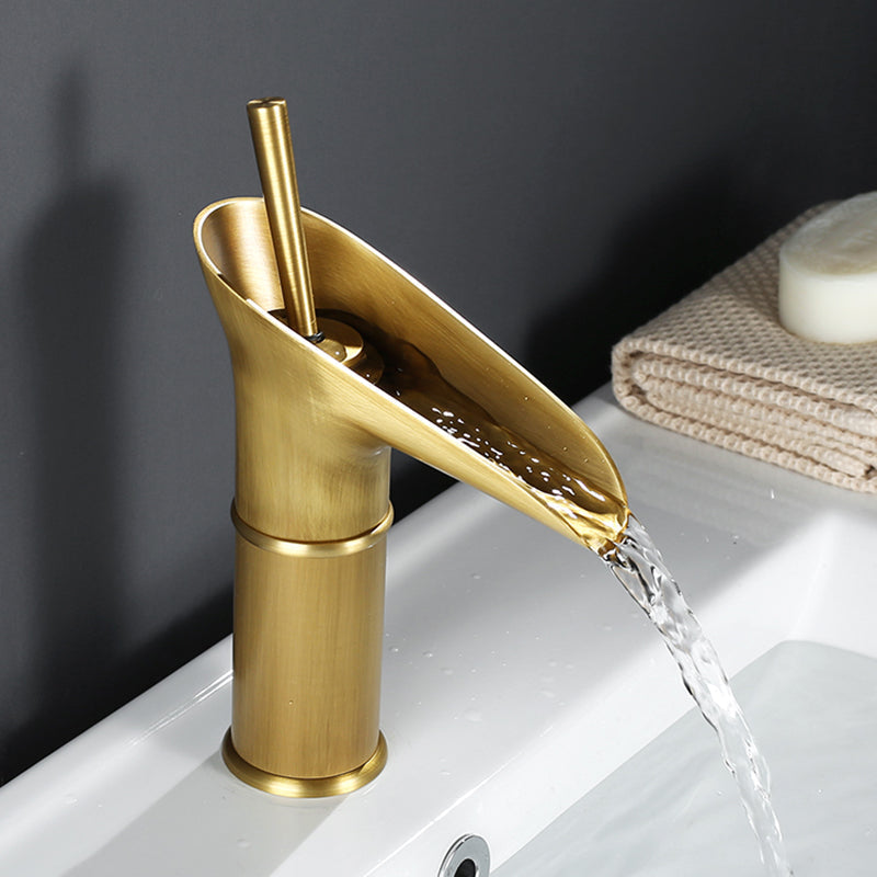 Waterfall Antique Faucet - product detail 4