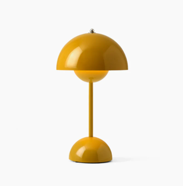 Lámpara de mesa Modern Touch con alimentación USB y brillo ajustable