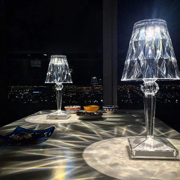 Lámpara elegante con acento de cristal, regulable y recargable para iluminación del hogar