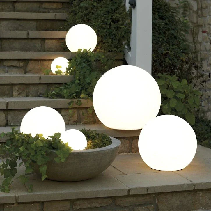 Luz de jardín esférica LED con cambio de color