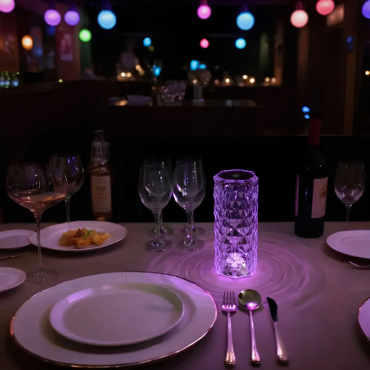 Lámpara LED de cristal elegante con 16 opciones de color y control remoto