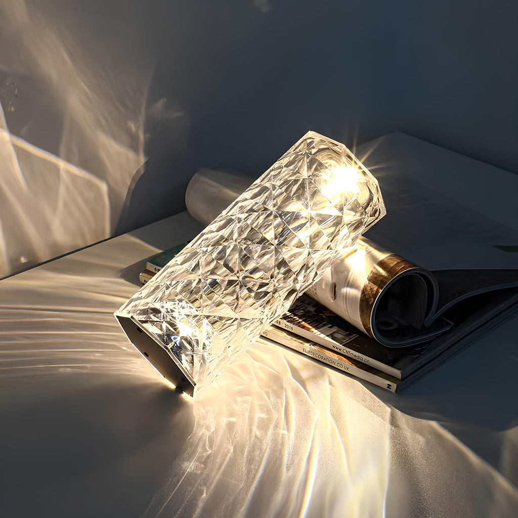 Lámpara LED de cristal elegante con 16 opciones de color y control remoto