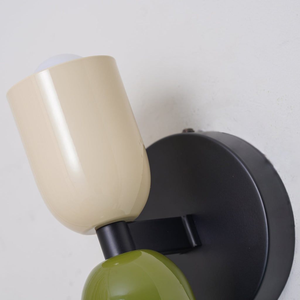 Aplique de pared a batería con cabezales dobles ajustables y diseño vintage