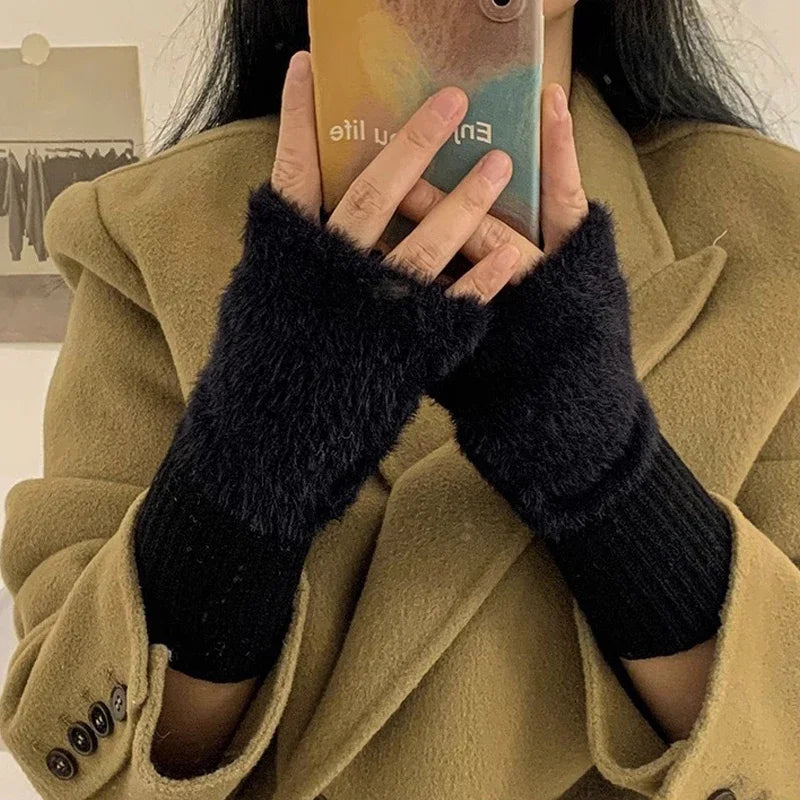 Plush Cozy Fingerless Gloves for Women - product detail 8