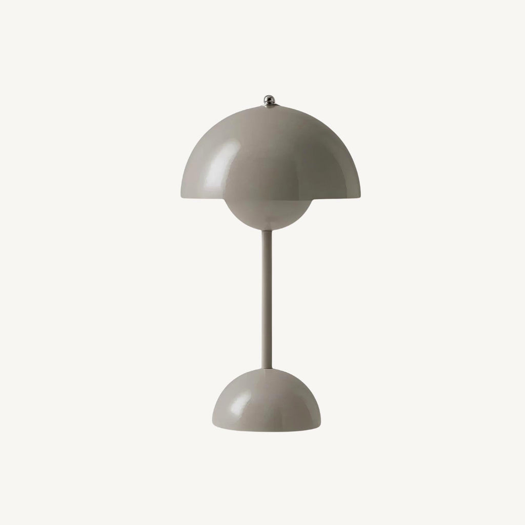 Lámpara de mesa LED escandinava moderna regulable para iluminación del hogar