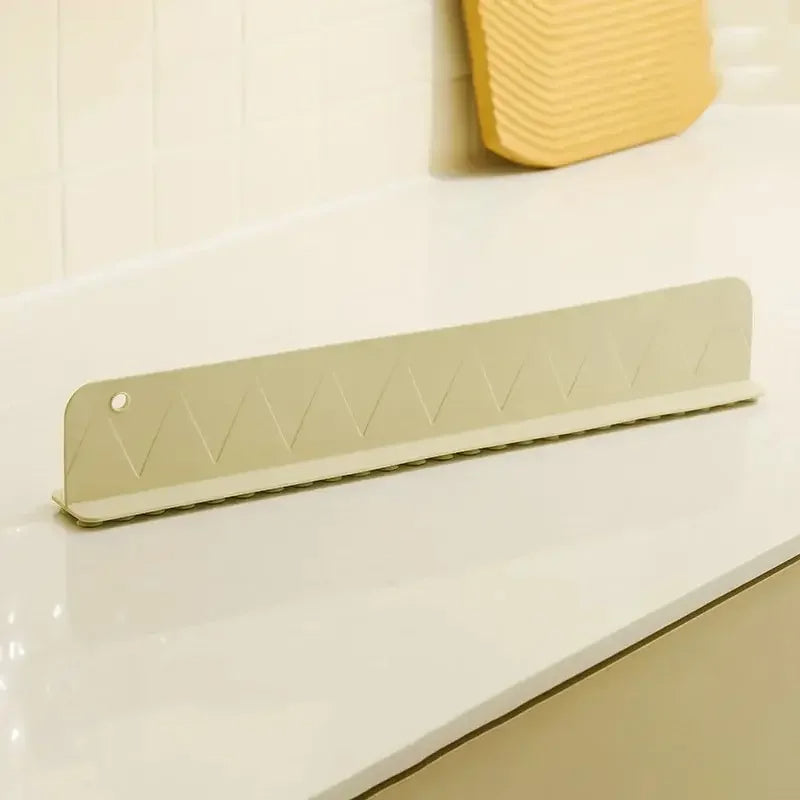 Silicone Sink Splash Guard with Suction Cups - product detail 2