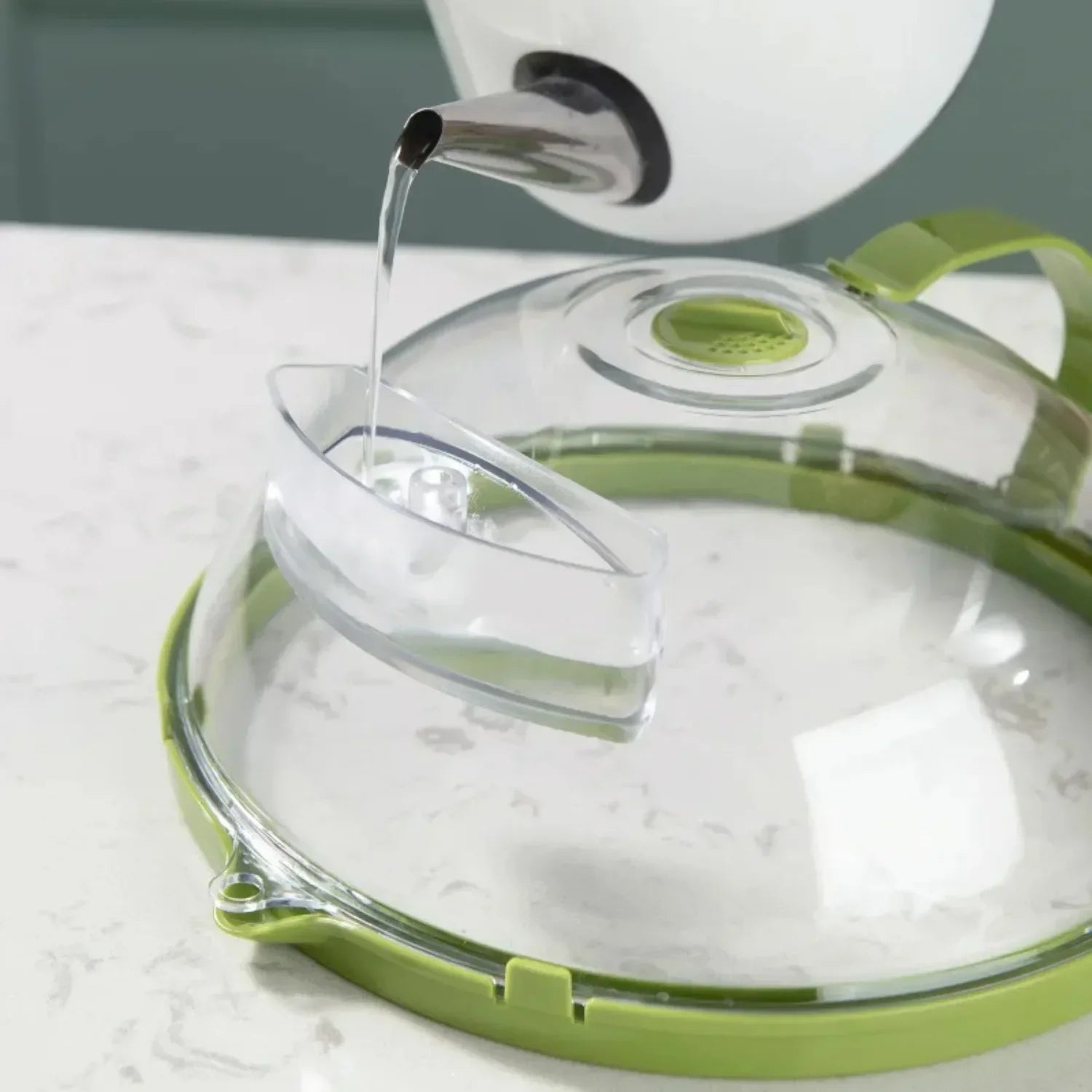 Microwave Food Cover with Water Steamer - product image 2
