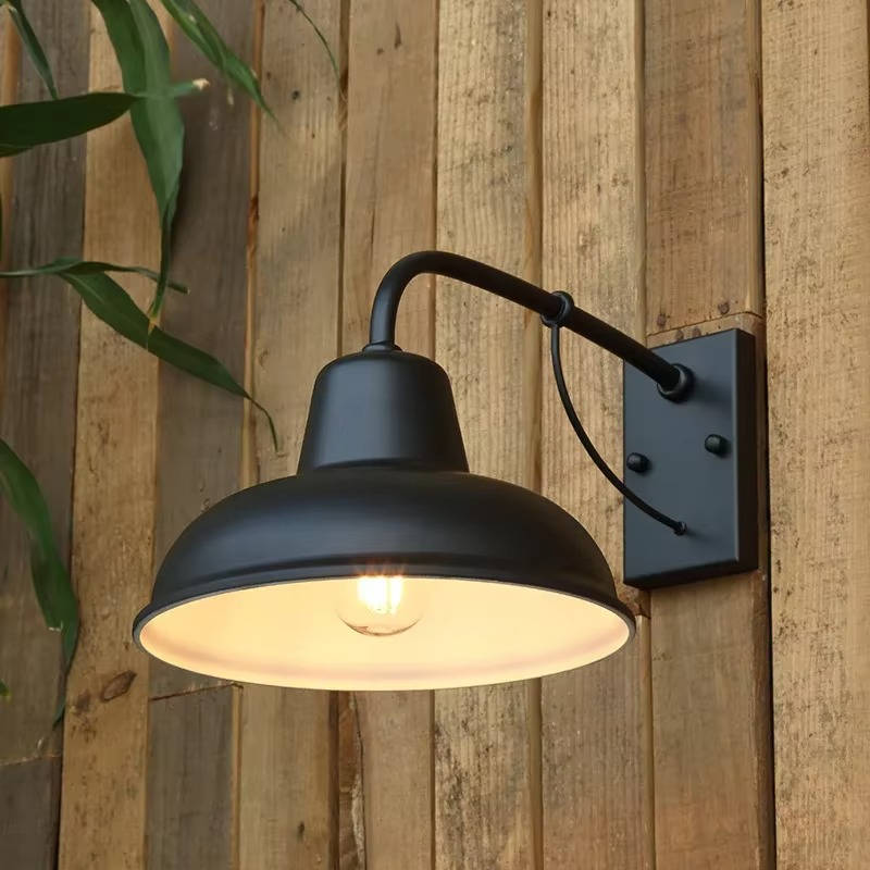 Antique Vintage Barn Light - product detail 4