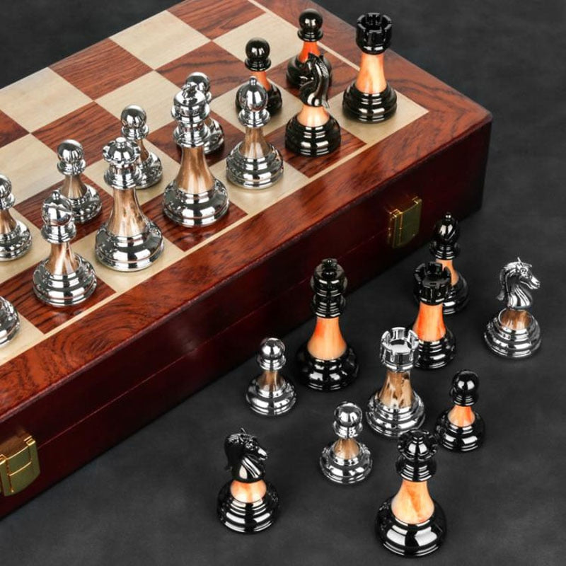 Luxurious Metal Chess Set With A Large 42 Cm Wooden Board - product detail 6