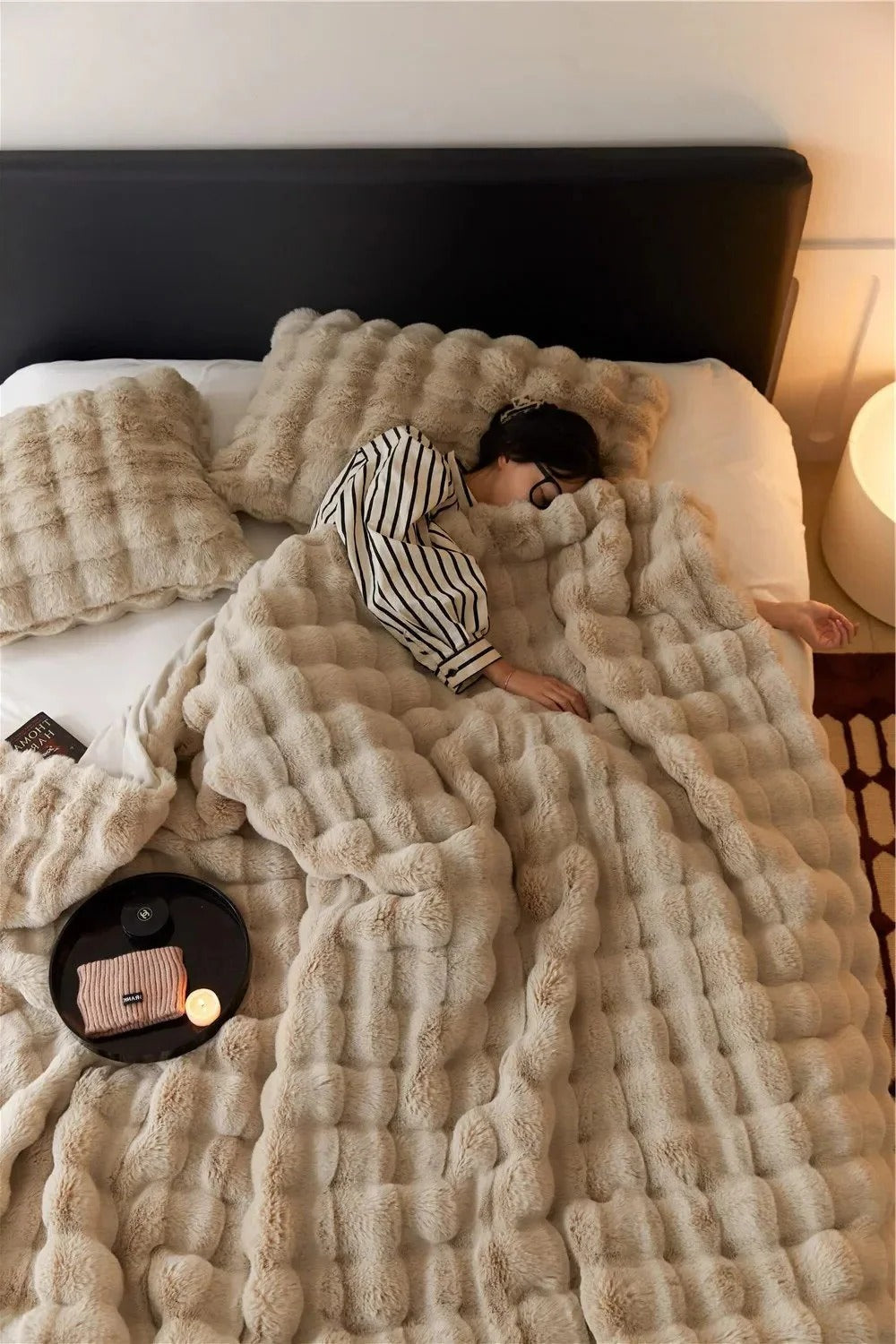 NOMOVA Multi-Season Blanket