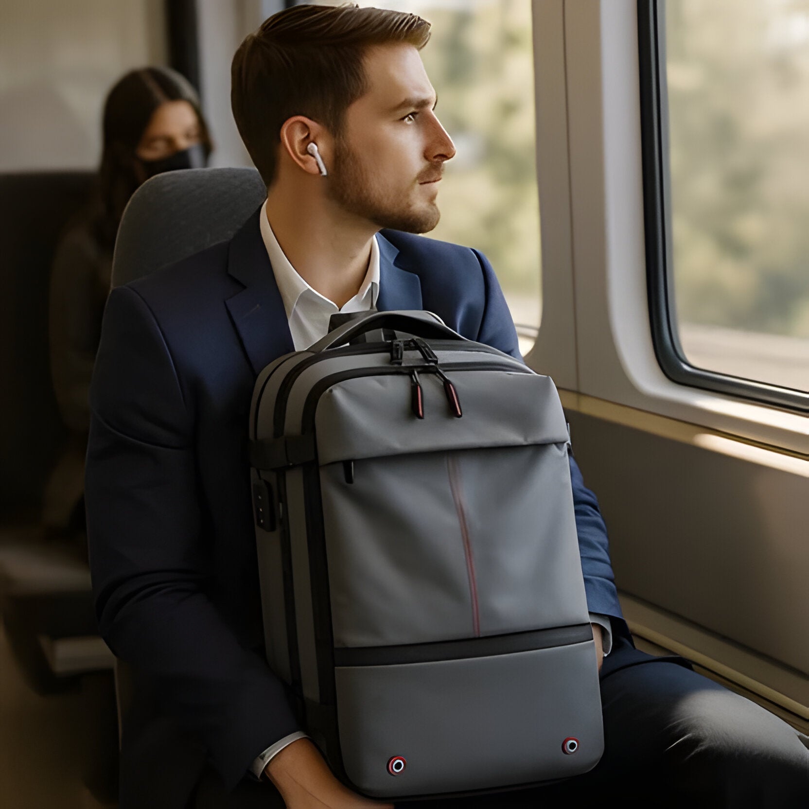 Structured Rucksack with Internal Compression System - product detail 10
