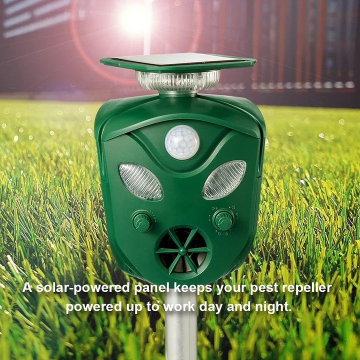 360° Solar Ultrasonic Animal Repeller - product detail 3