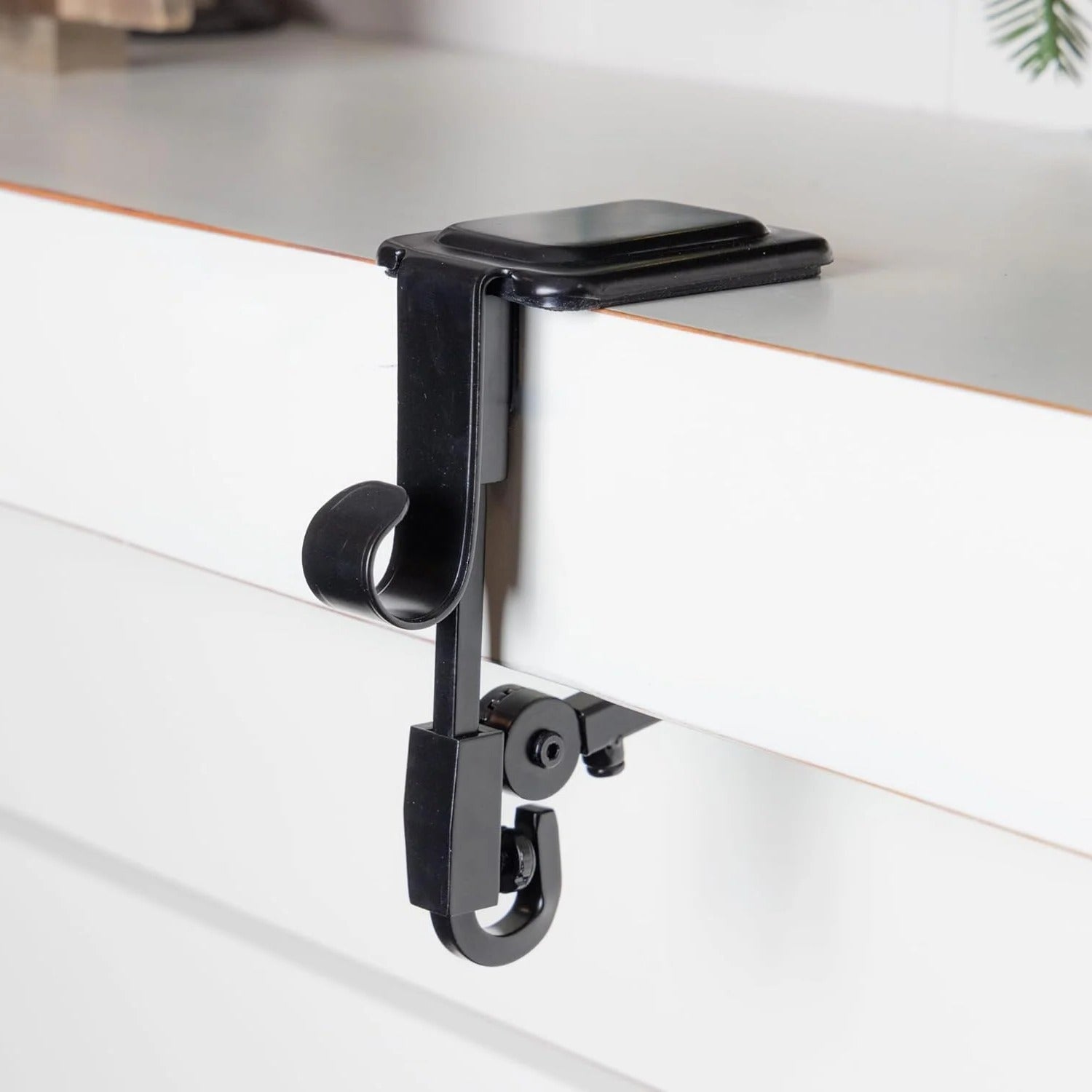 Adjustable Fireplace Stocking and Garland Hanger Set - product detail 8