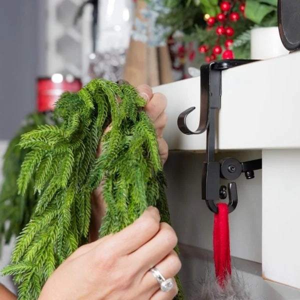 Adjustable Fireplace Stocking and Garland Hanger Set - product detail 4