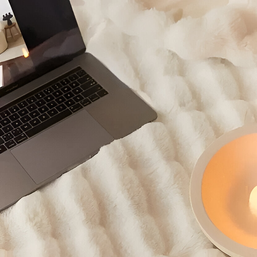 All-Season Blanket with Elegant Design - product detail 13